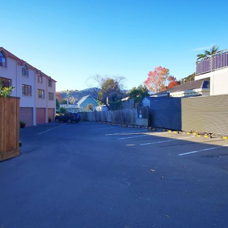 Les Troupes Apartments Akaroa Ngoại thất bức ảnh