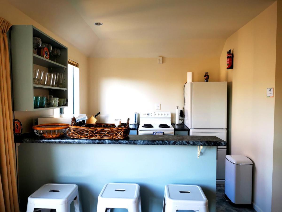 Les Troupes Apartments Akaroa Ngoại thất bức ảnh