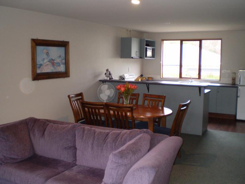 Les Troupes Apartments Akaroa Ngoại thất bức ảnh